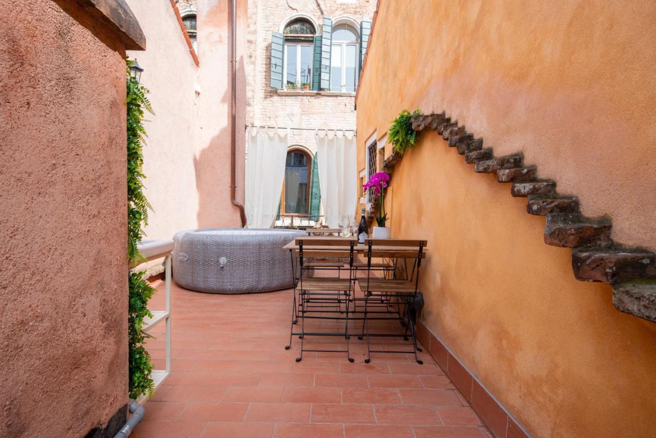 Suite Rava - San Marco With Pool Velence Kültér fotó
