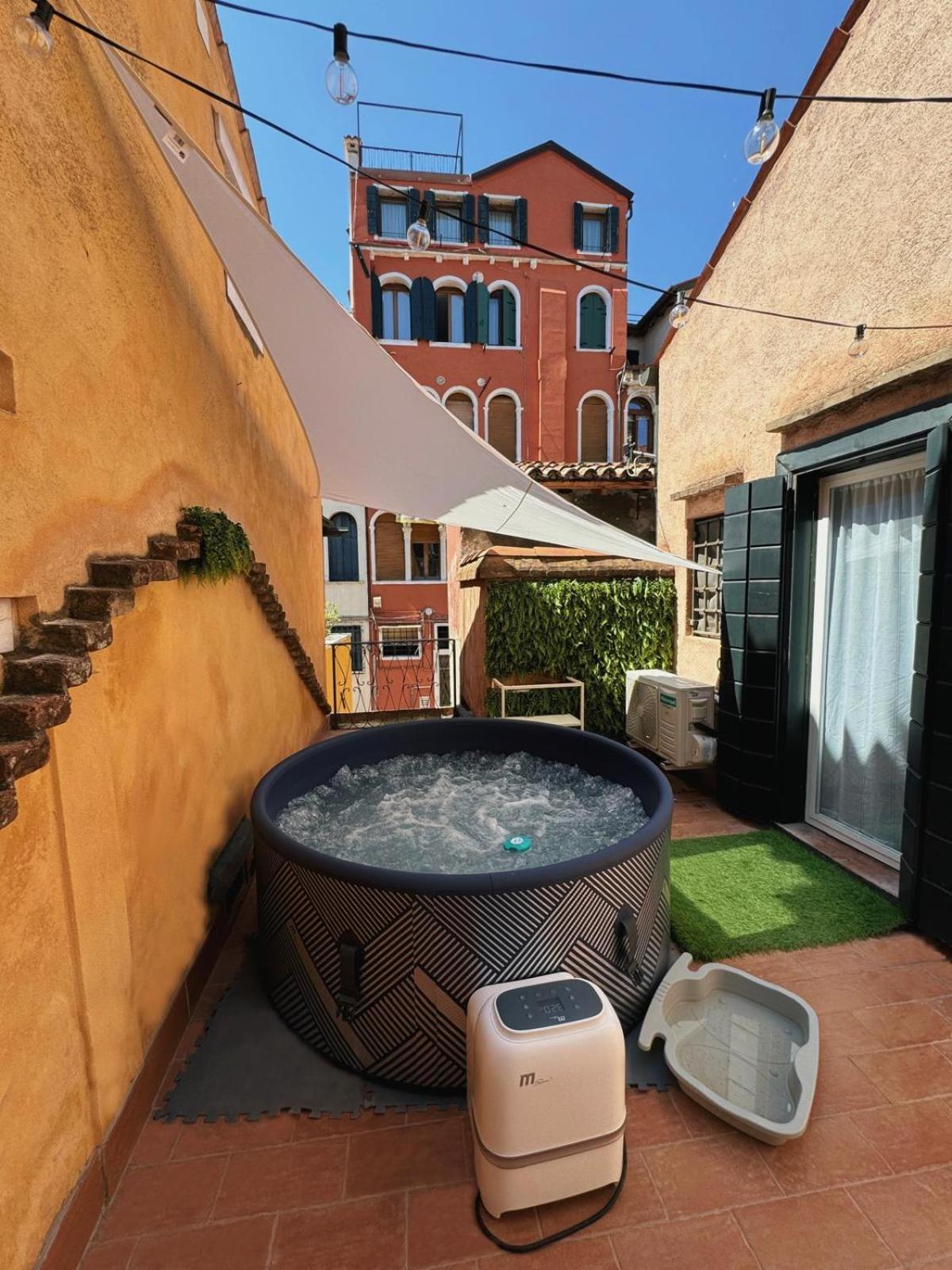 Suite Rava - San Marco With Pool Velence Kültér fotó
